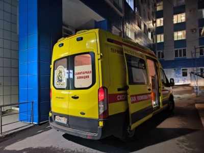 Людей, пострадавших в ДТП под Кунгуром, транспортировали в краевые медучреждения Фотография к материалу: Людей, пострадавших в ДТП под Кунгуром, транспортировали в краевые медучреждения