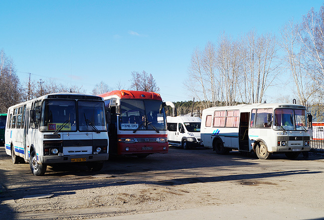 Автобусы кунгур. Автовокзал Пермь Кунгур. Автобус Кунгур Пермь. Кунгурская автостанци. Кунгур автостанция и автовокзал.