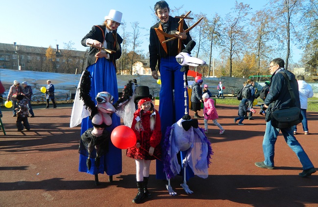 Погода в кунгуре на месяц самый. Открытие арт объекта в Кунгуре. Арт объект в Кунгуре на площади. Погода в Кунгуре на 14.