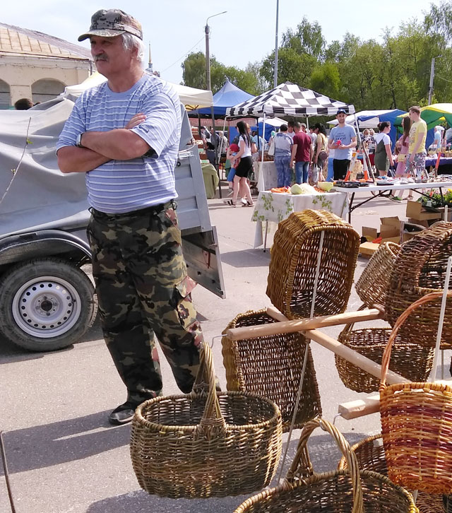 Весенняя ярмарка в кунгуре в 2024. Деревня ярмарка Кунгур. Камень ярмарка в Кунгуре. Камень ярмарка Кунгур фото.